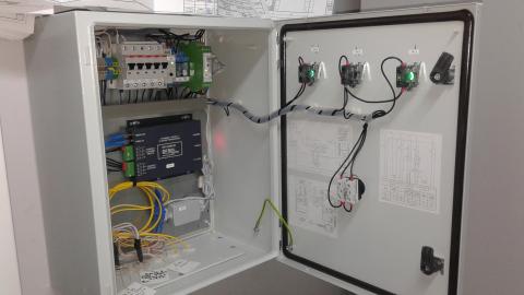 Cистема дистанционного управления освещением перрона аэропорта Кольцово